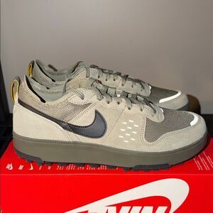 Nike City Army Green FZ3863-300 Men’s Size 8.5